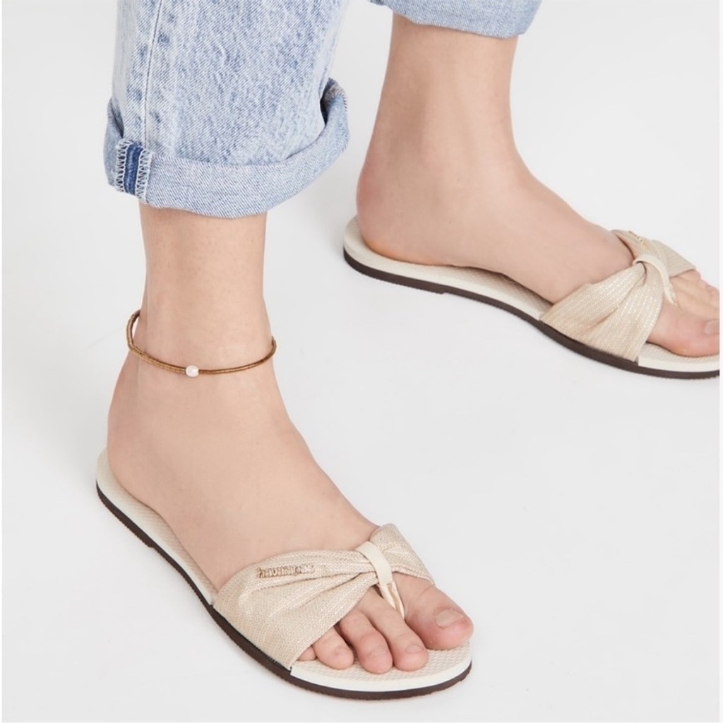 Havaianas You St. Tropez Metallic Shine Sandals Flip Flops Beige Women’s 7/8