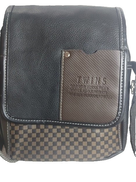 Twins Brand Faux leather crossbody bag, brown/black, medium, snap closure