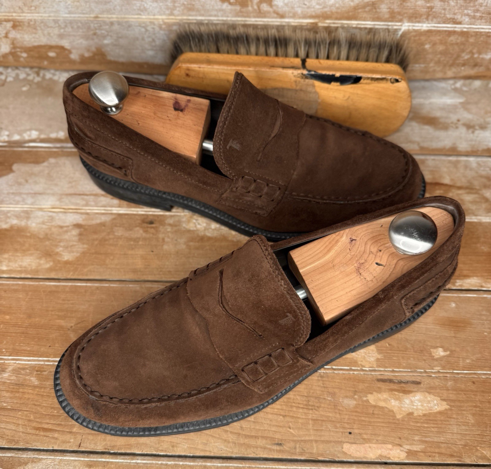 TOD’s BROWN SUEDE LOAFER SZ 8.5 D / 10 D US !!
