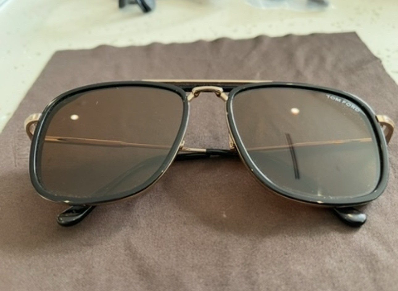 Tom Ford Huck TF665 01E Sunglasses Black/Gold Brown Lenses 58-17 145 w/ Case