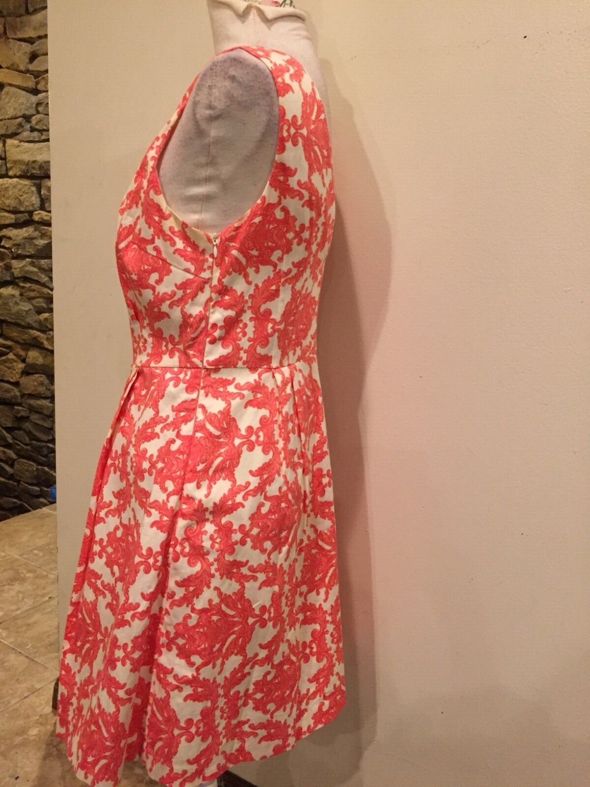 Love 21 Dress, Small, Sleeveless, Lined, V-back, Pleated skirt, Side Zipper