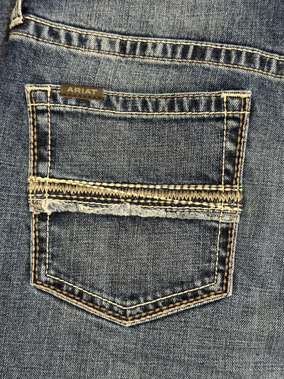 Ariat M2 34×32 Western Traditional Relaxed Boot Cut Whiskered Stone Wash Denim