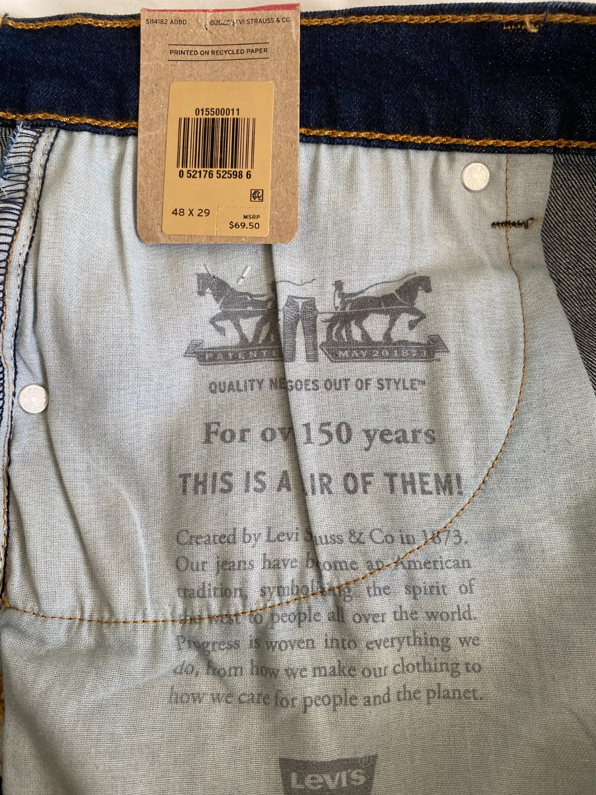 NWT $70 LEVI’S 550 Relaxed Fit Mens Blue Jeans Stretch Sits At Your Waist 48X29
