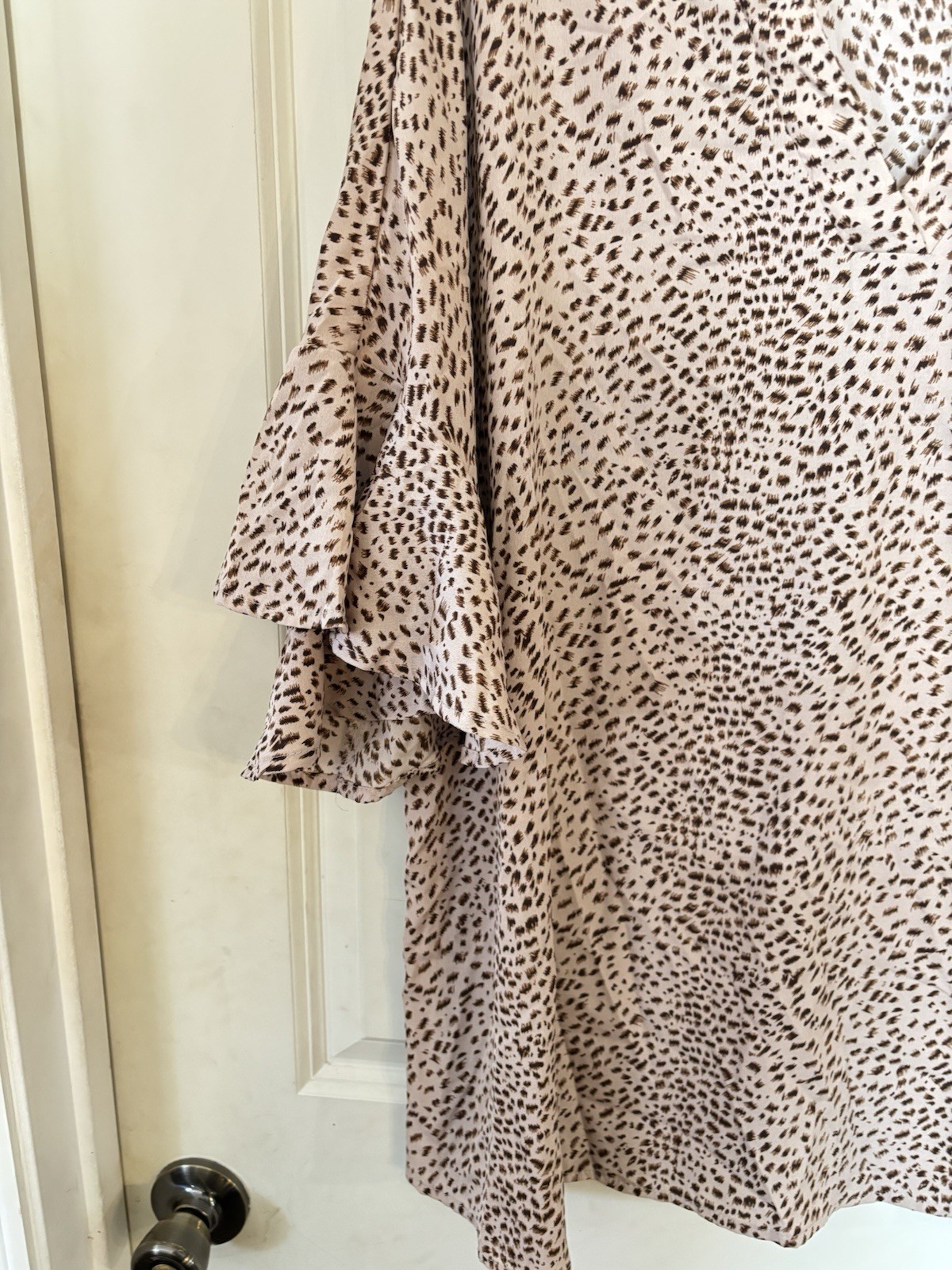 Bloomchic 18-20 Brown Tan Leopard Print V Neck Ruffle Sleeve Blouse Top Flowy