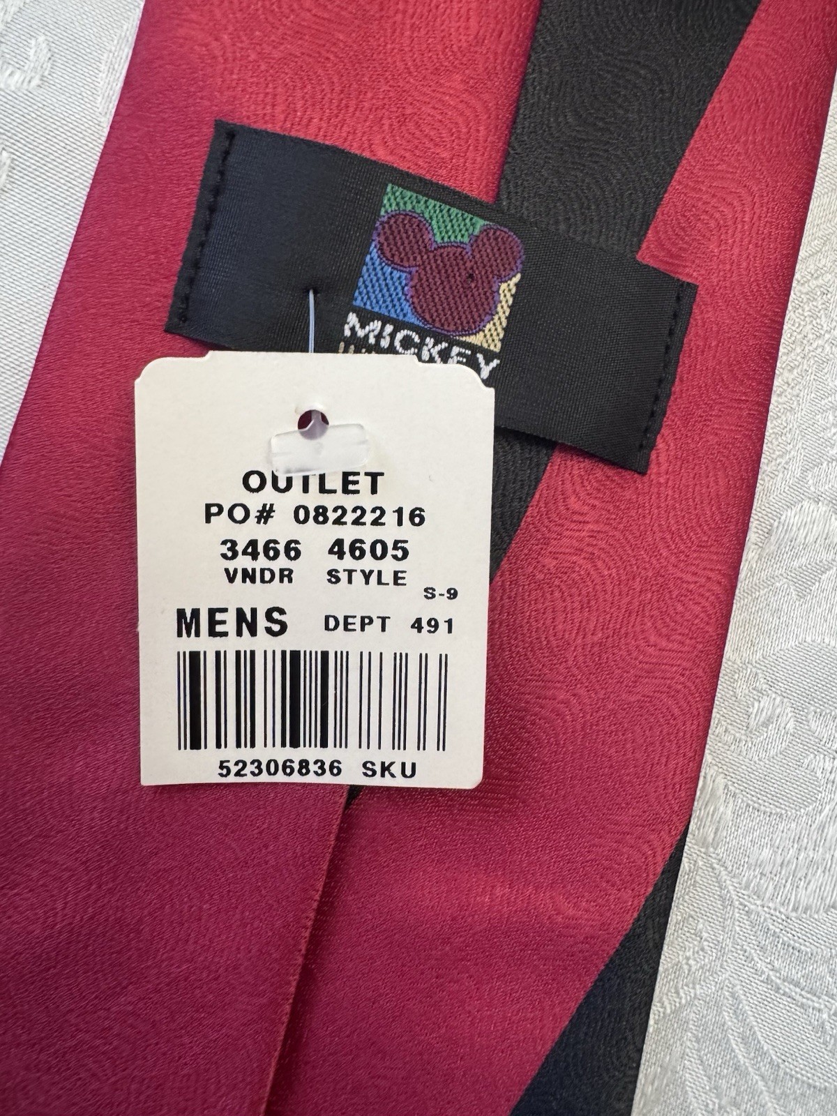 Mickey Unlimited Vintage Goofy Cartoon Novelty Tie Red Black New