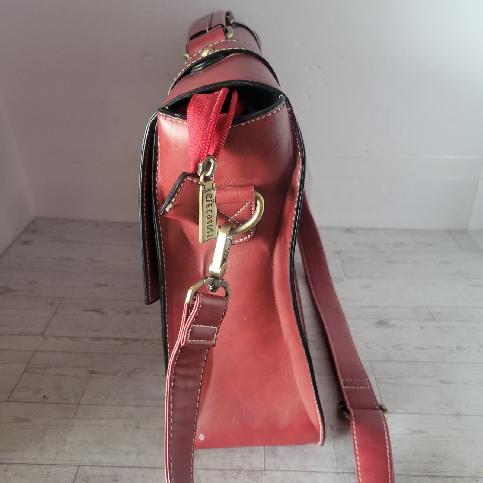 ECOSUSI EXECUTIVE RED FAUX LEATHER SACHEL BAG