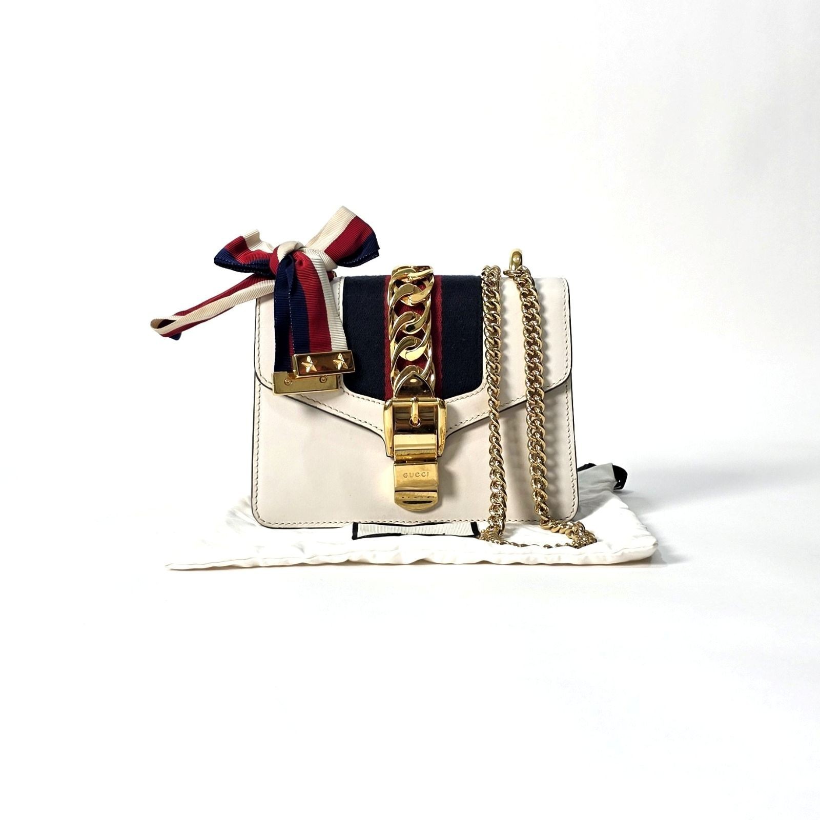 Gucci Slyvie Off White Flap Bag 19x13x6cm Serial number: 431666493075