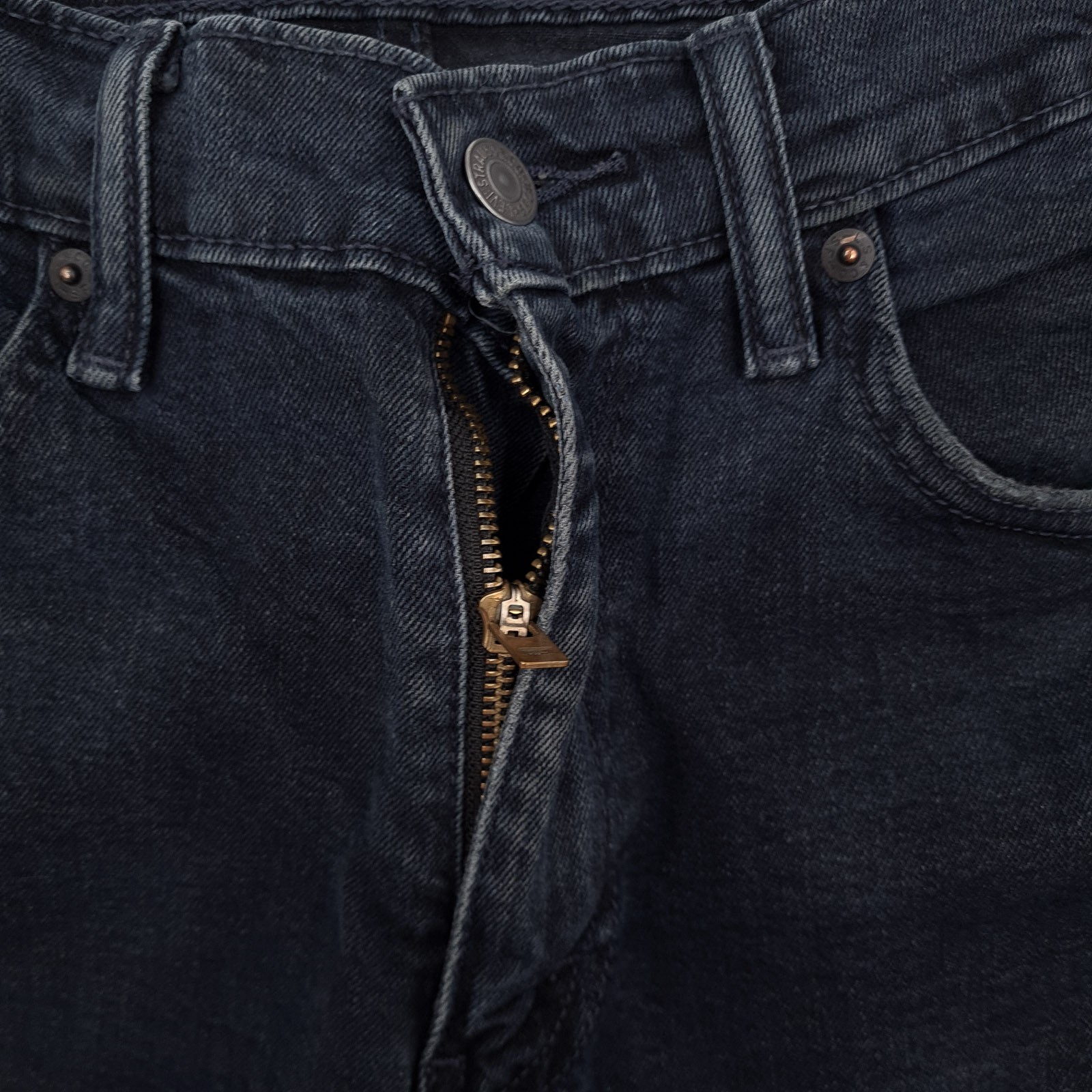 Levi’s Jeans 511 Men Stretch Slim Straight Xk9 Size W34 L30