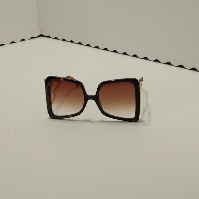 Women’s Oversized Square Tortoiseshell Sunglasses Brown Gradient Tinted Lenses
