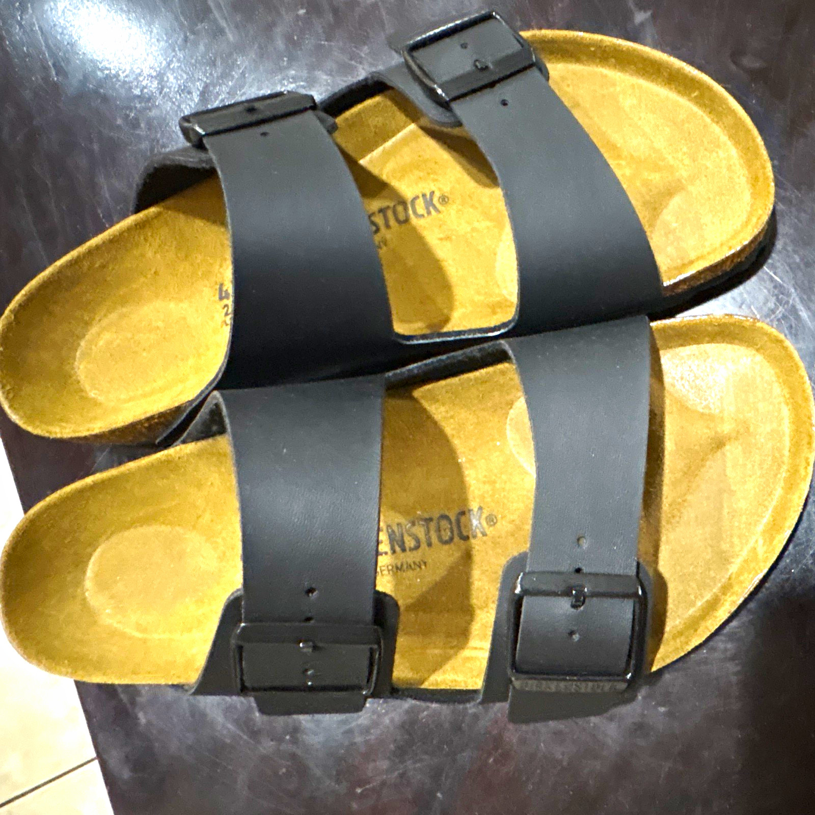 Birkenstock Arizona Men’s Black Slide Sandals EU 41 US 8