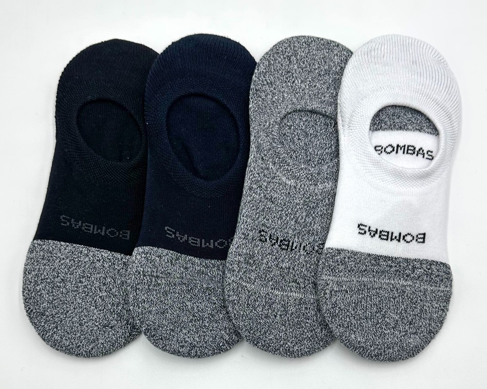 NEW 4 pairs Women’s Cushioned No Show Socks 4 Colors Mix Size Med 8-10.5 Bombas