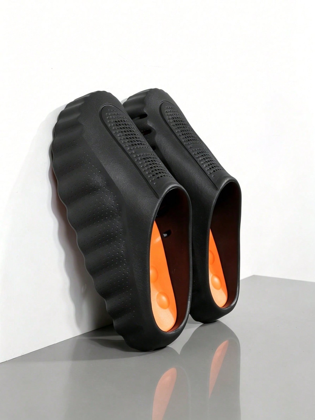 Mind 001 Men Slip‑on Breathable Thick Sole House Slippers