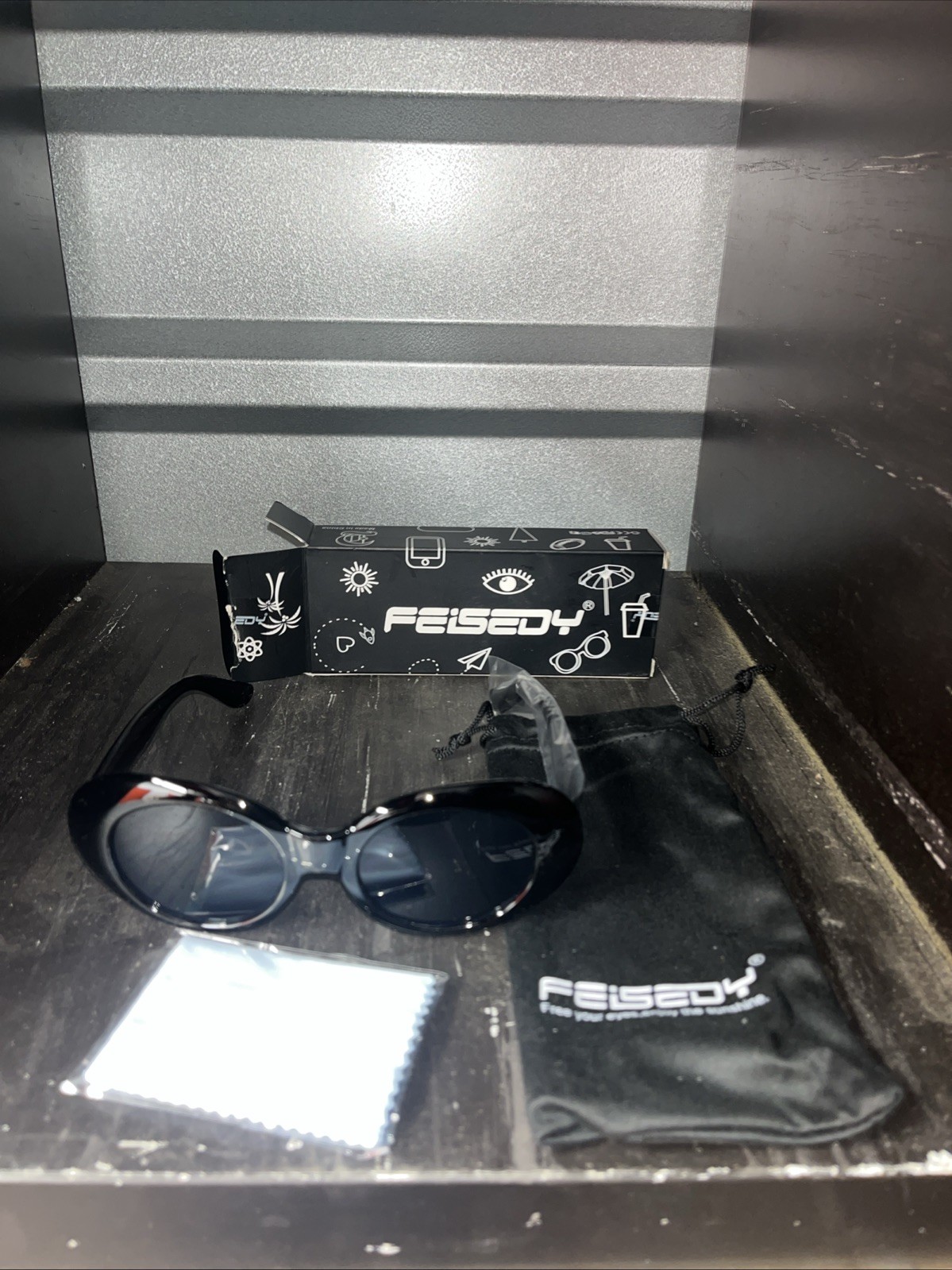 Elevate Your Style With Clout Goggles – Oval Black Frame & Tinted Lens