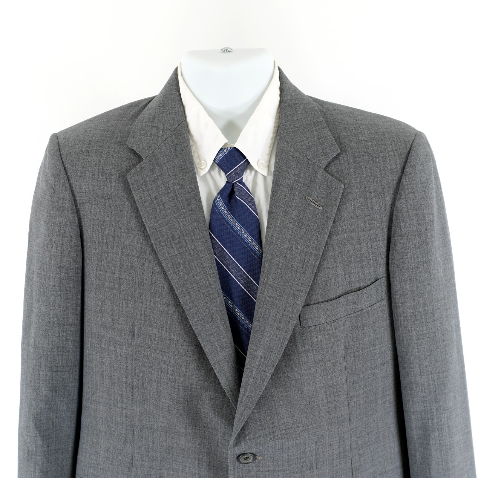 Tom James Gray W/ Hint Of Blue Wool 2 Button Blazer 38S
