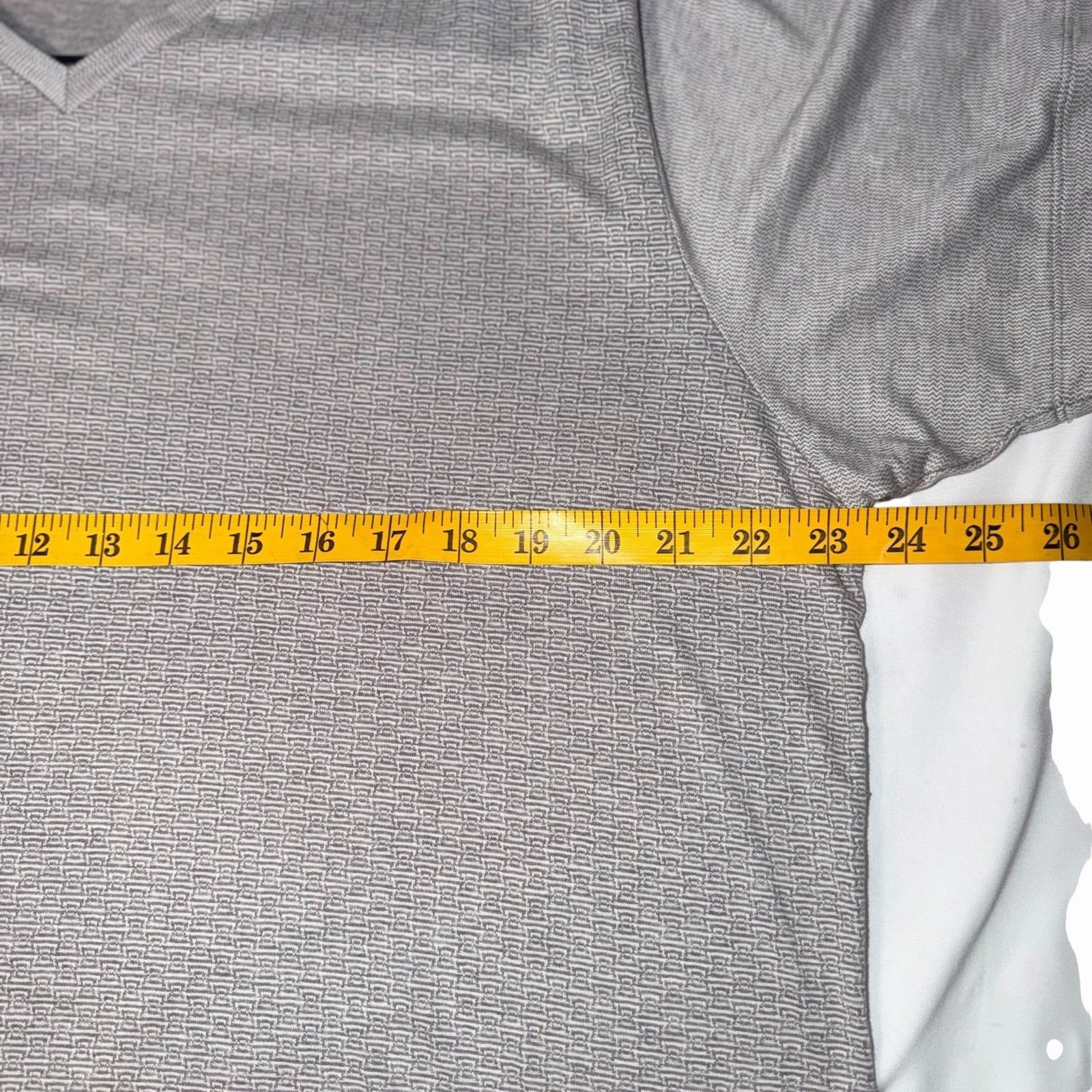 Hart Schaffner Marx Men’s Gray Textured V-Neck T-Shirt 100% Cotton Size XL