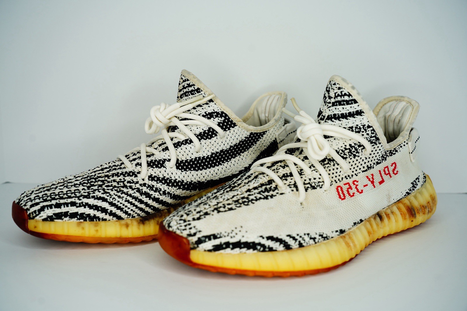 Adidas Yeezy Boost 350 V2 Zebra CP9654 Men’s Size 11 Authentic SPLY-350