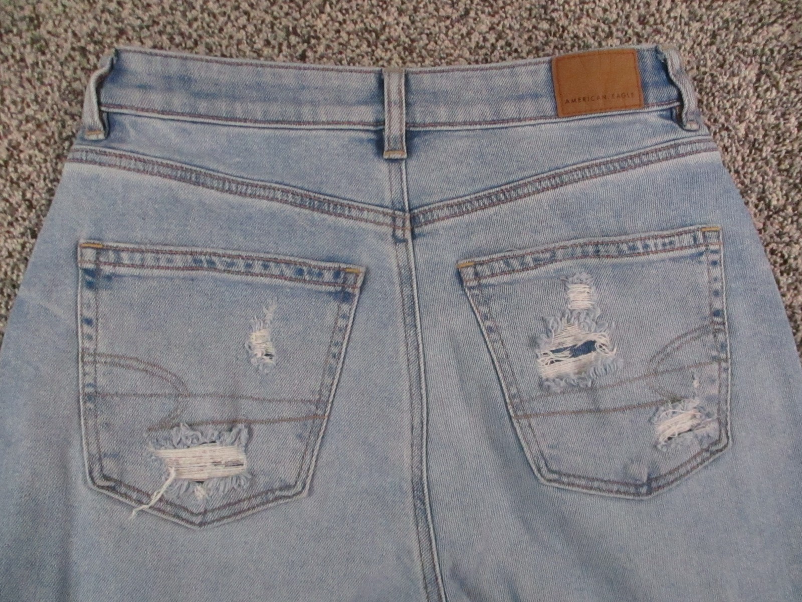 American Eagle Mom Jeans Womens 6 Blue Distressed Stretch High Rise Denim 27×27