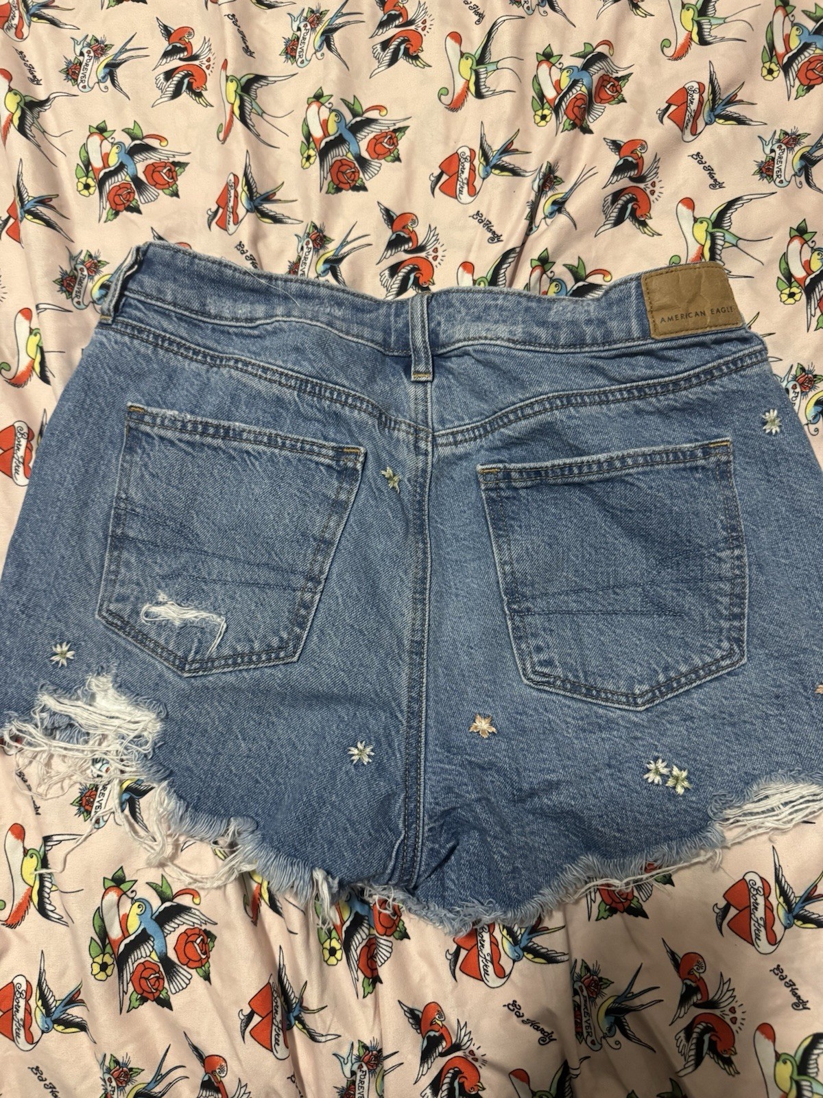 American Eagle Women’s Pants and Short Bundle (Women’s 8s & 6)