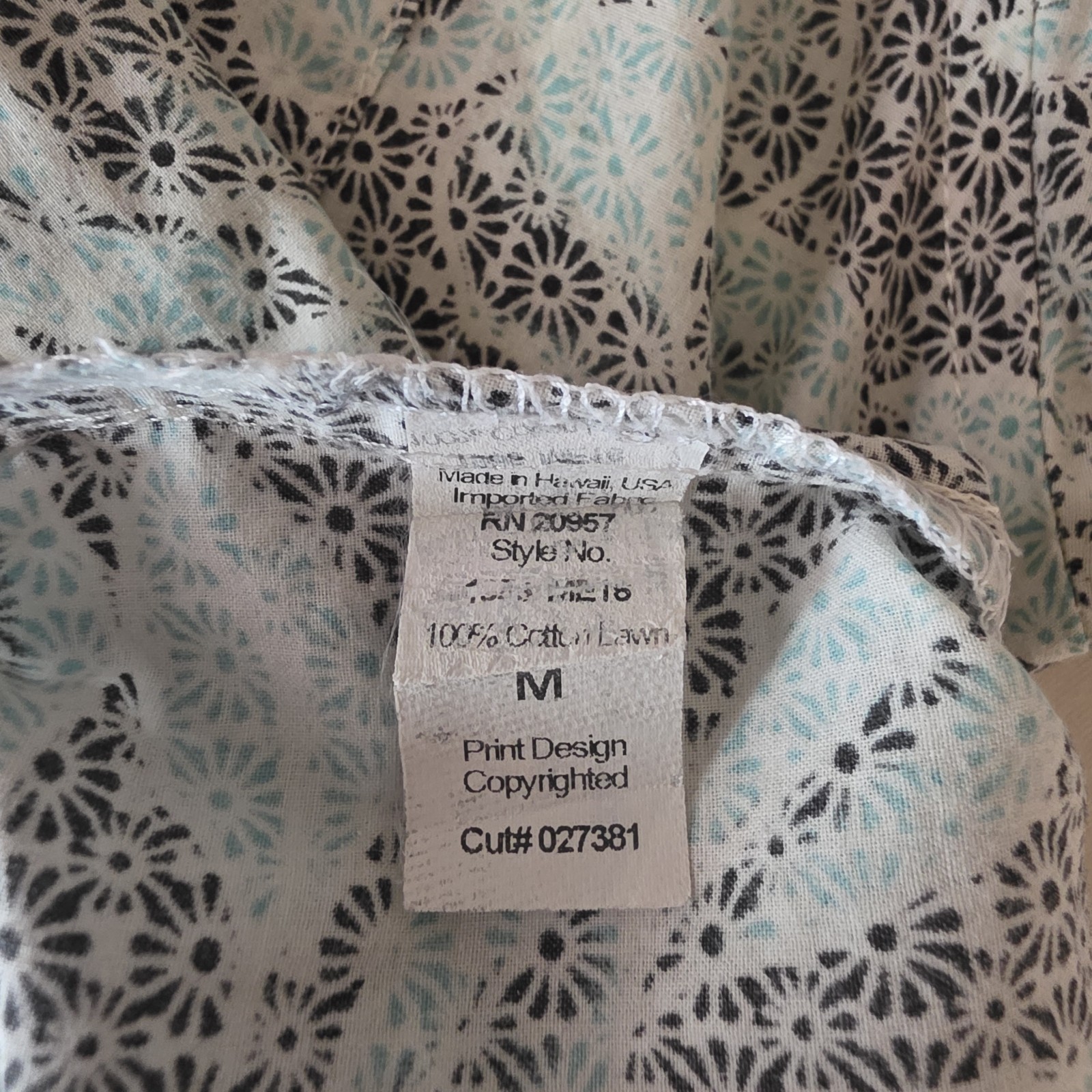 Tori Richard Hawaiian Shirt Tropical Floral Cruise Blue Cotton Lawn Mens Medium