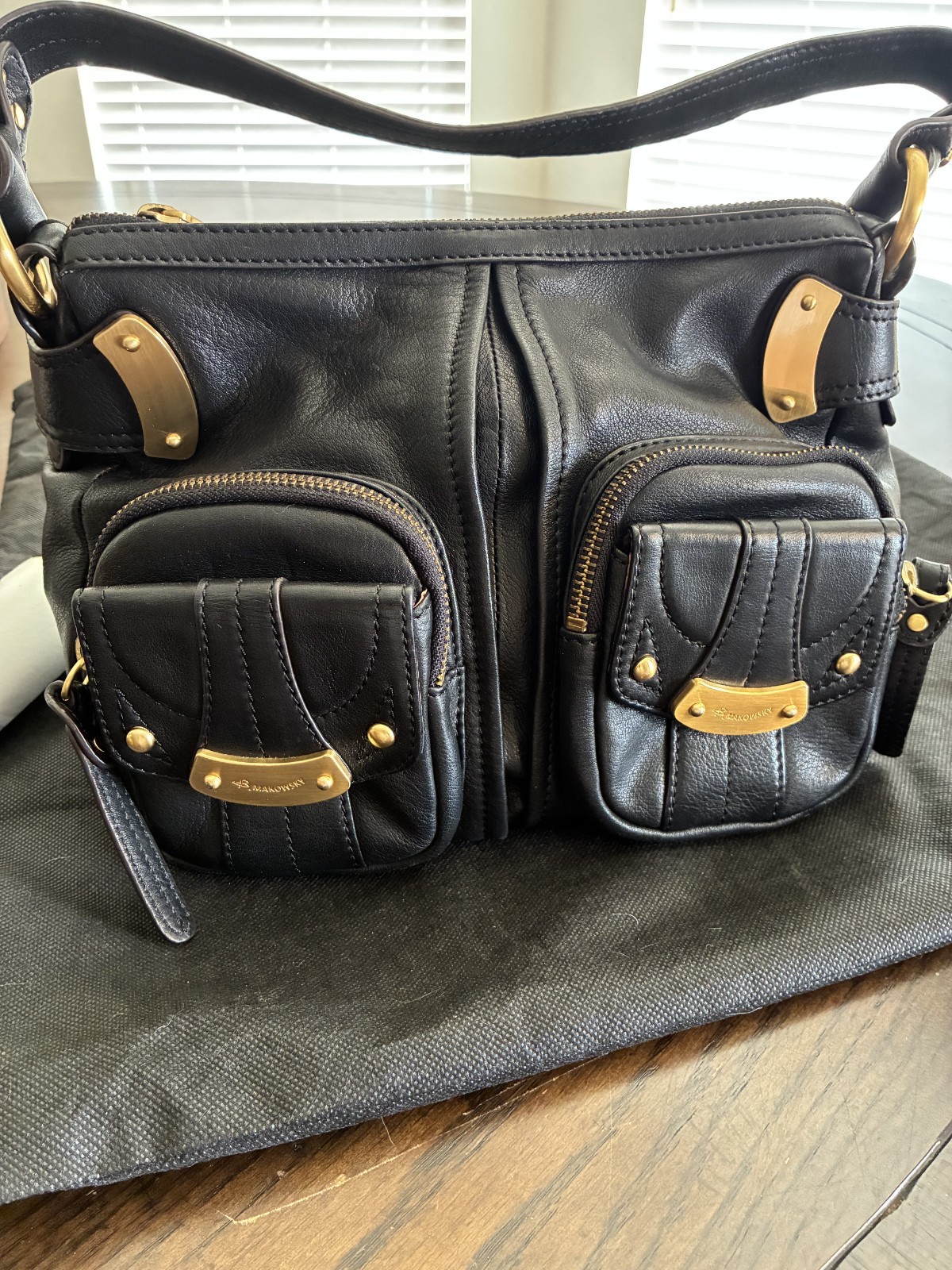 B. Makowsky Black Leather Shoulder Bag Purse Matching Wallet Dust Bag Set Leopar