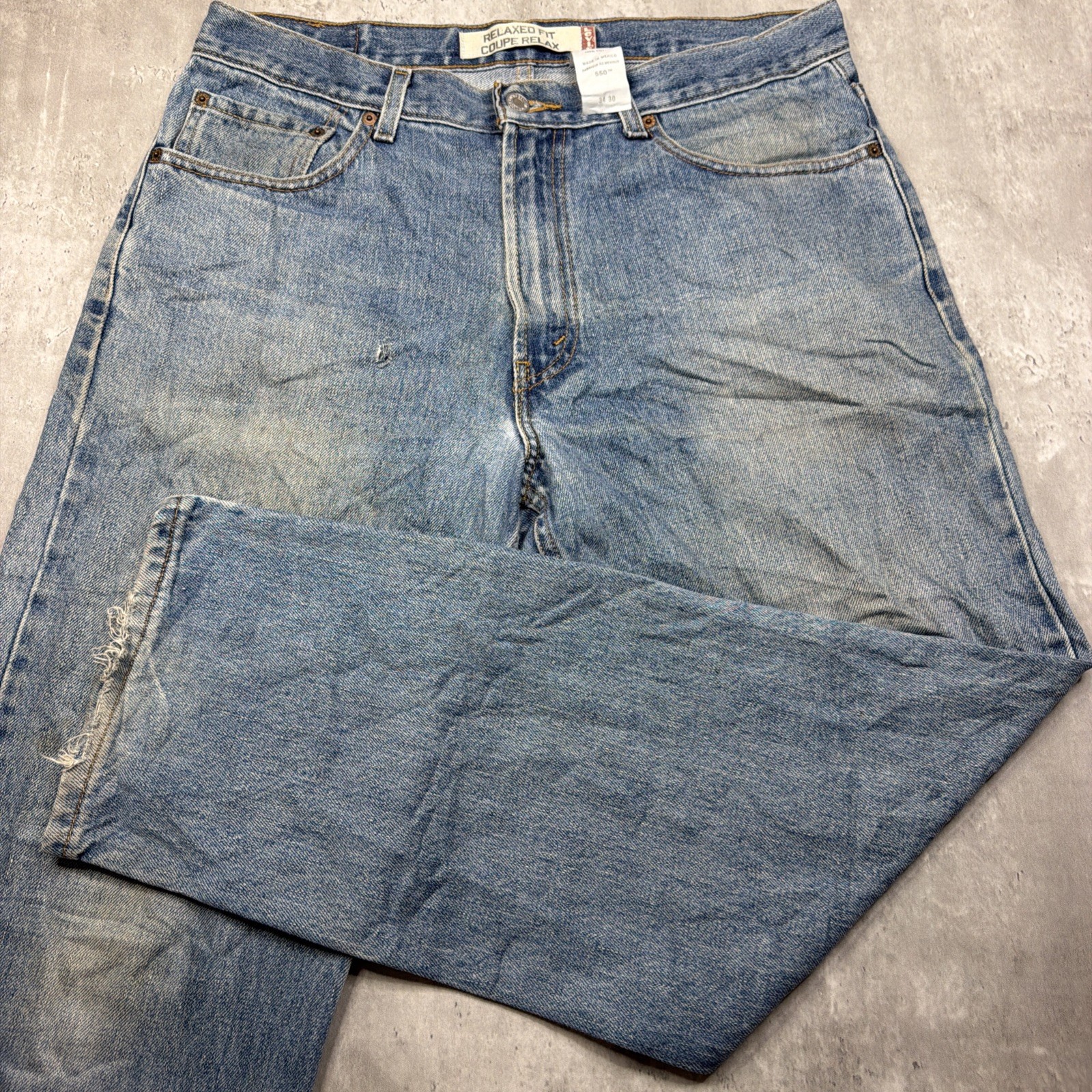 Levi’s 550 Relaxed Fit Jeans Mens 34×30 Blue Fair Distressed Vintage Tapered