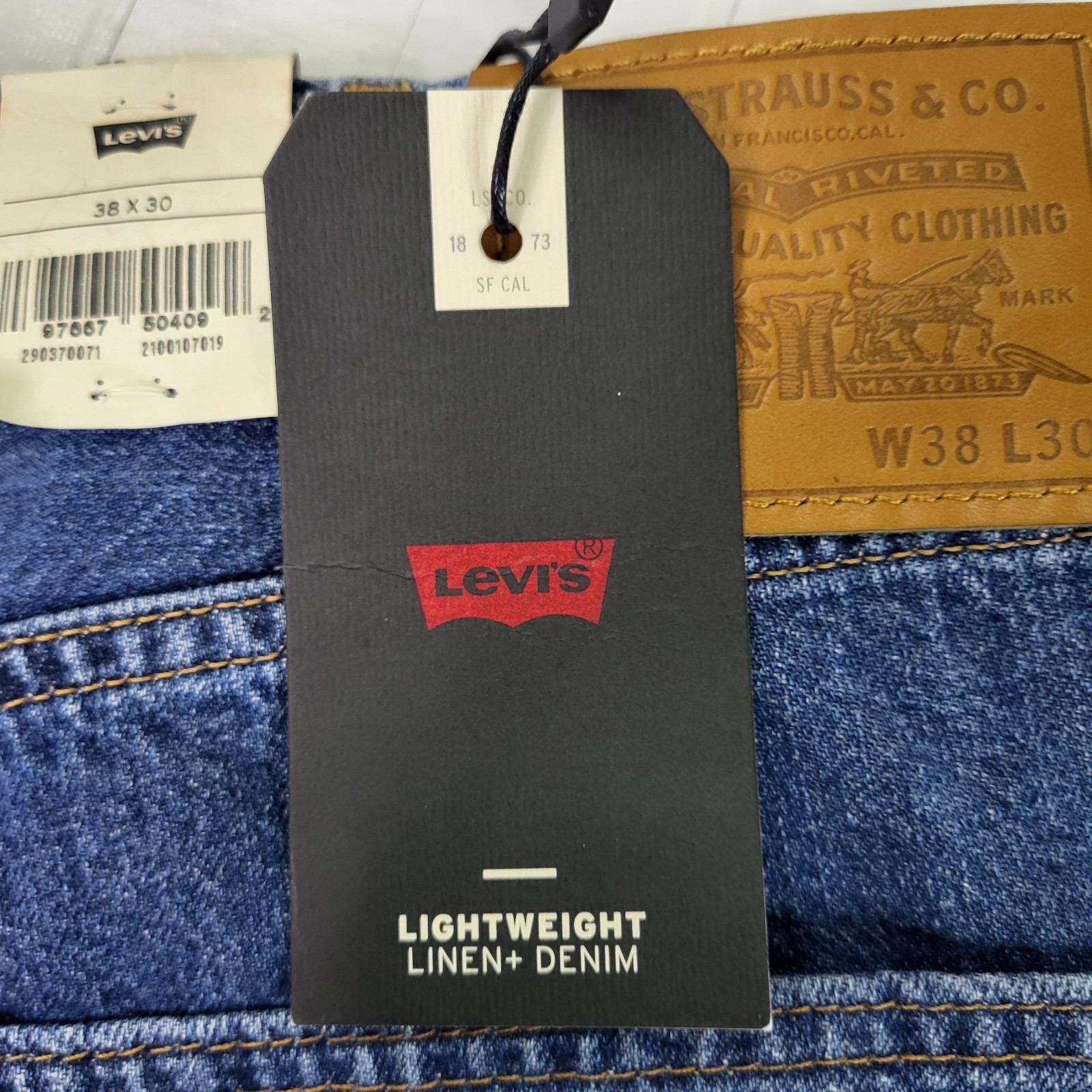 Levis Premium 568 Loose Straight Jeans 38×30 Mens Blue New With Tags 0 Cotton
