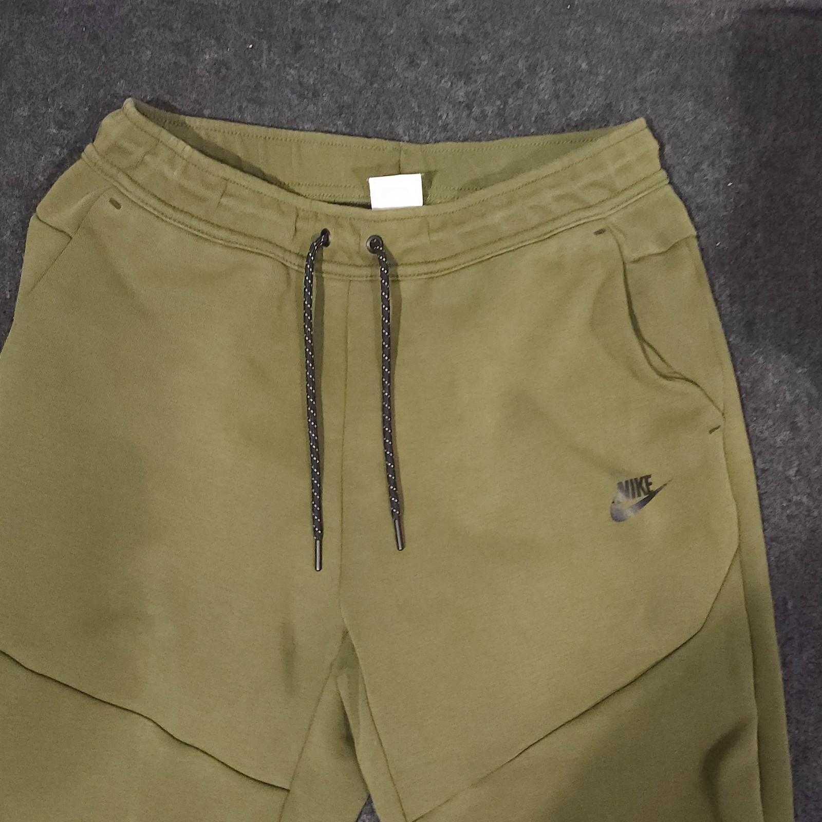 Nike Tech Fleece Jogger Sweatpants Mens Medium Olive Green Drawstring Sportswear