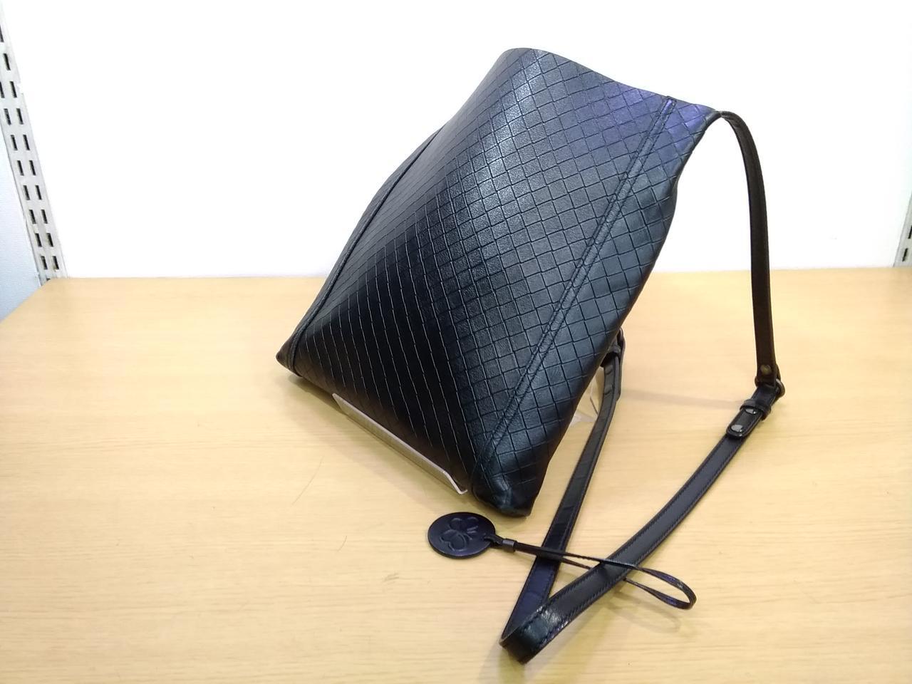 BOTTEGA VENETA Shoulder Bag Black 10.6 inch
