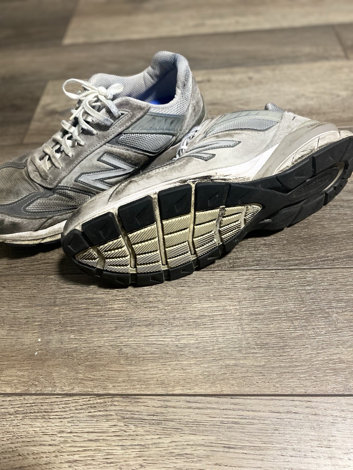 Men’s Size 13 New Balance 990 V5