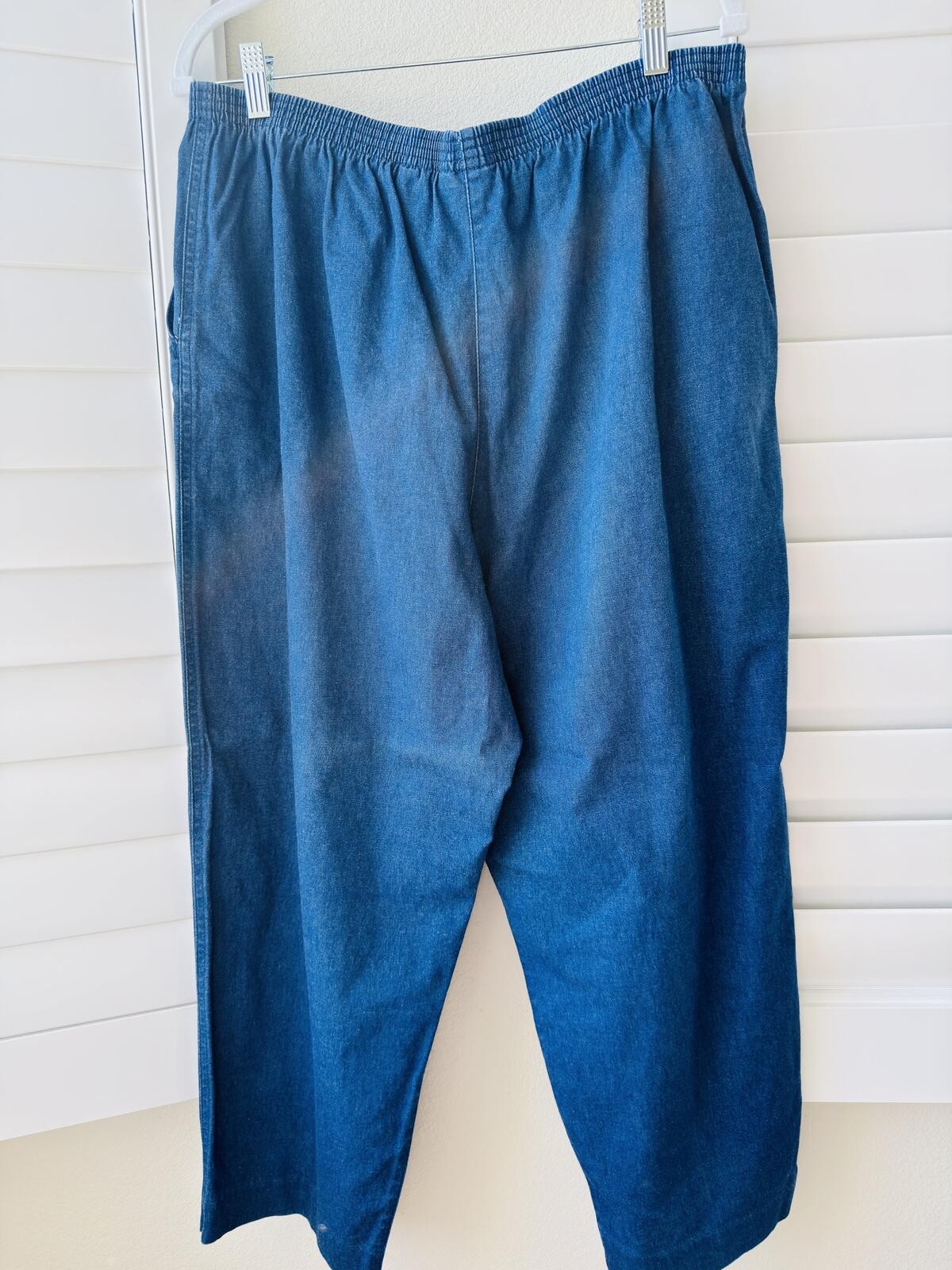Alfred Dunner Blue Denim Elastic Waist Pants – Size 18