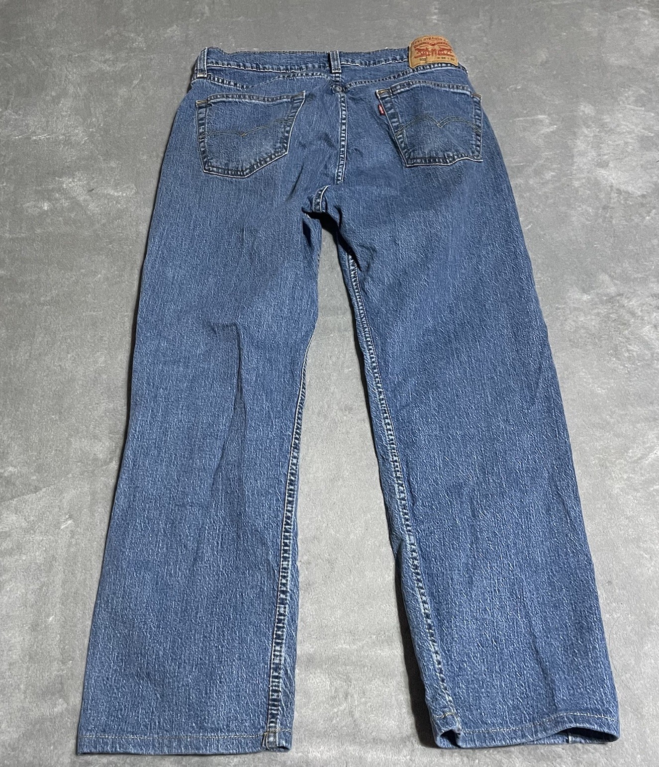 Levis 505 Jeans Mens 34×28 Straight Fit Stonewash Blue Denim Hemmed