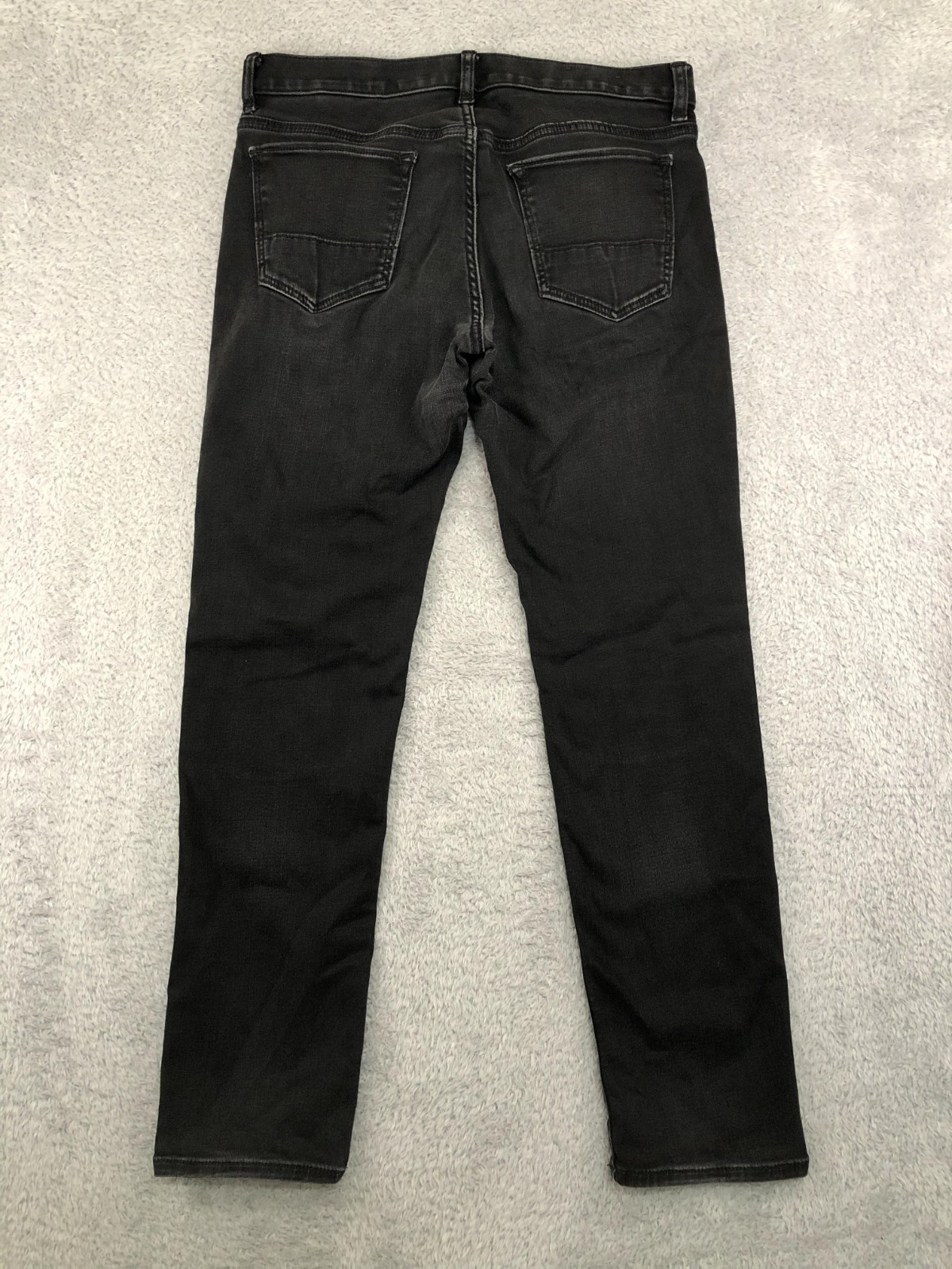 Banana Republic Jeans Mens 32×30 (Tag 31×30) Black Traveler Slim Fit