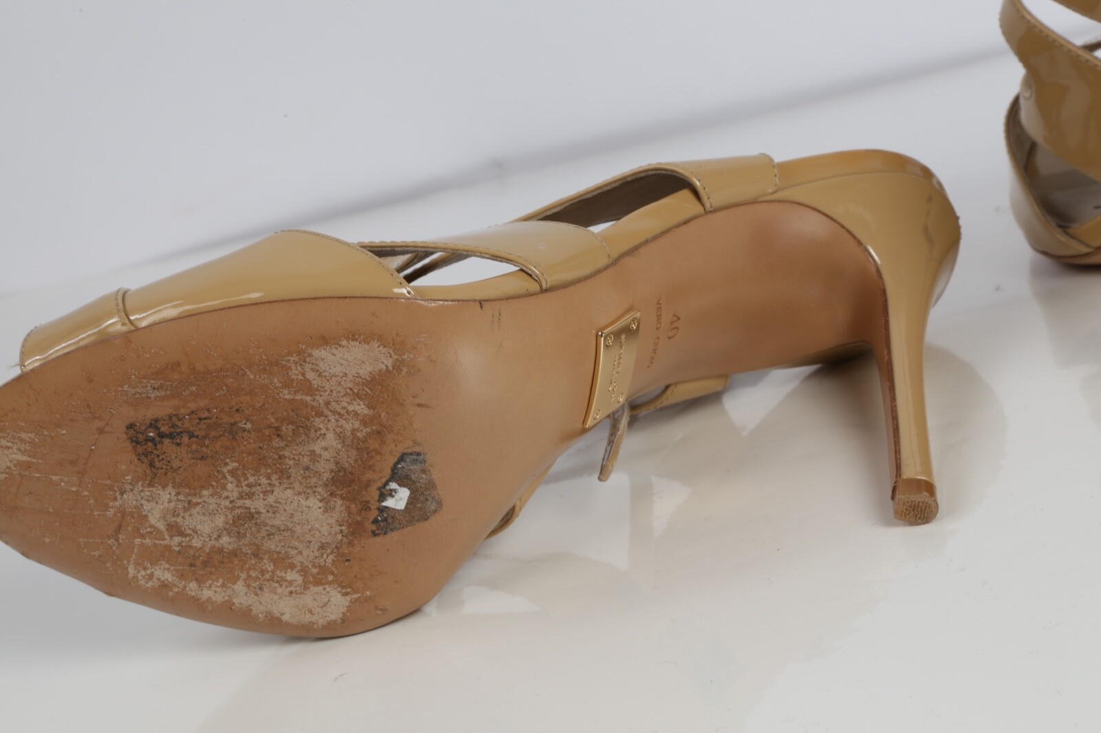 Michael Kors Collection Beige Nude Patent Leather Strappy Heel Sandals Size 40