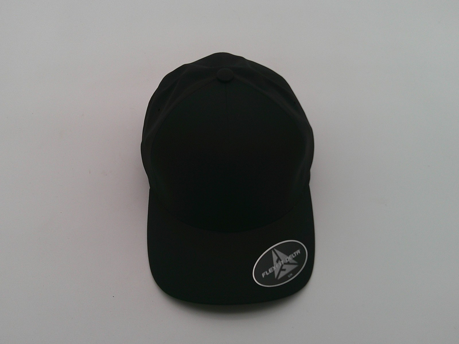 Flexfit Delta Hat Cap Fitted Mens Small Medium Black Performance Tech Athletic