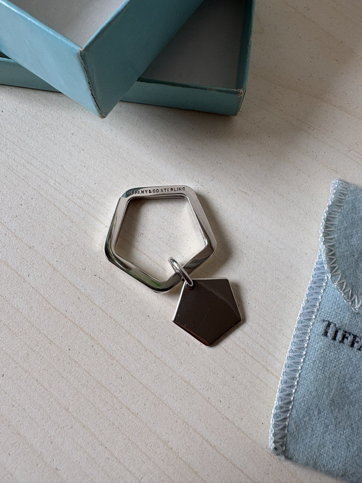 TIFFANY & CO. Keychain Vintage 925 Sterling Silver Pentagon With Box