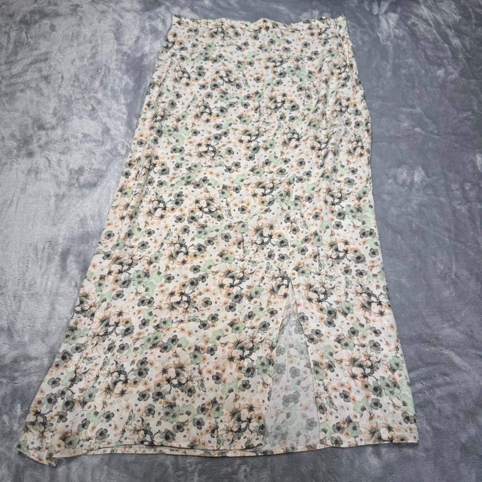 HM Floral Midi Skirt Size 8 Green Tan Cream Viscose High Waist Side Slit 0942952