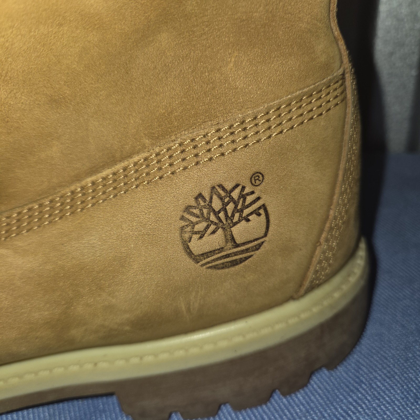 Timberland 6 Inch Premium Waterproof Boots Wheat Nubuck Men’s Size 13W