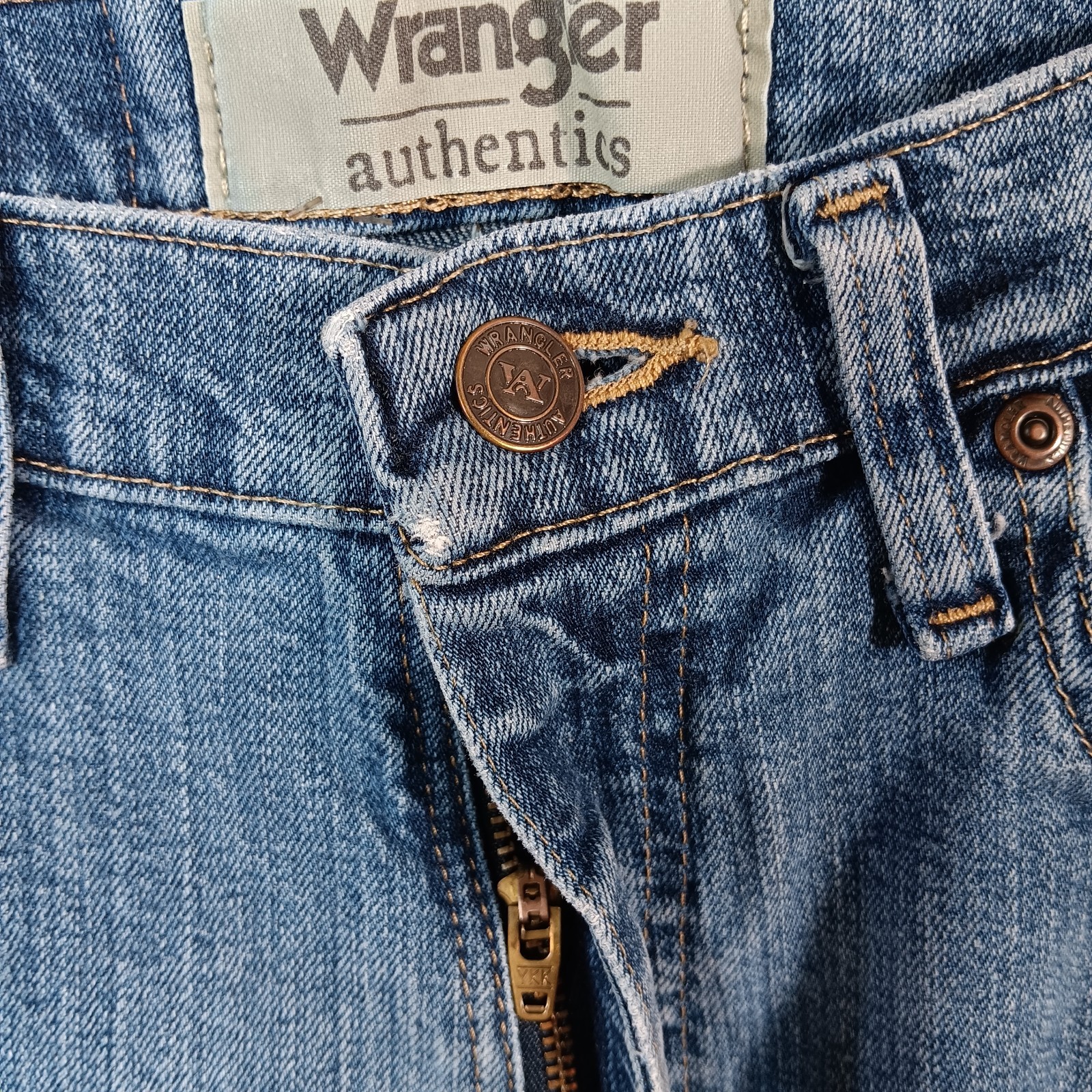 Wrangler Authentics Straight Leg Jean Blue Denim Cotton Stretch Medium Wash