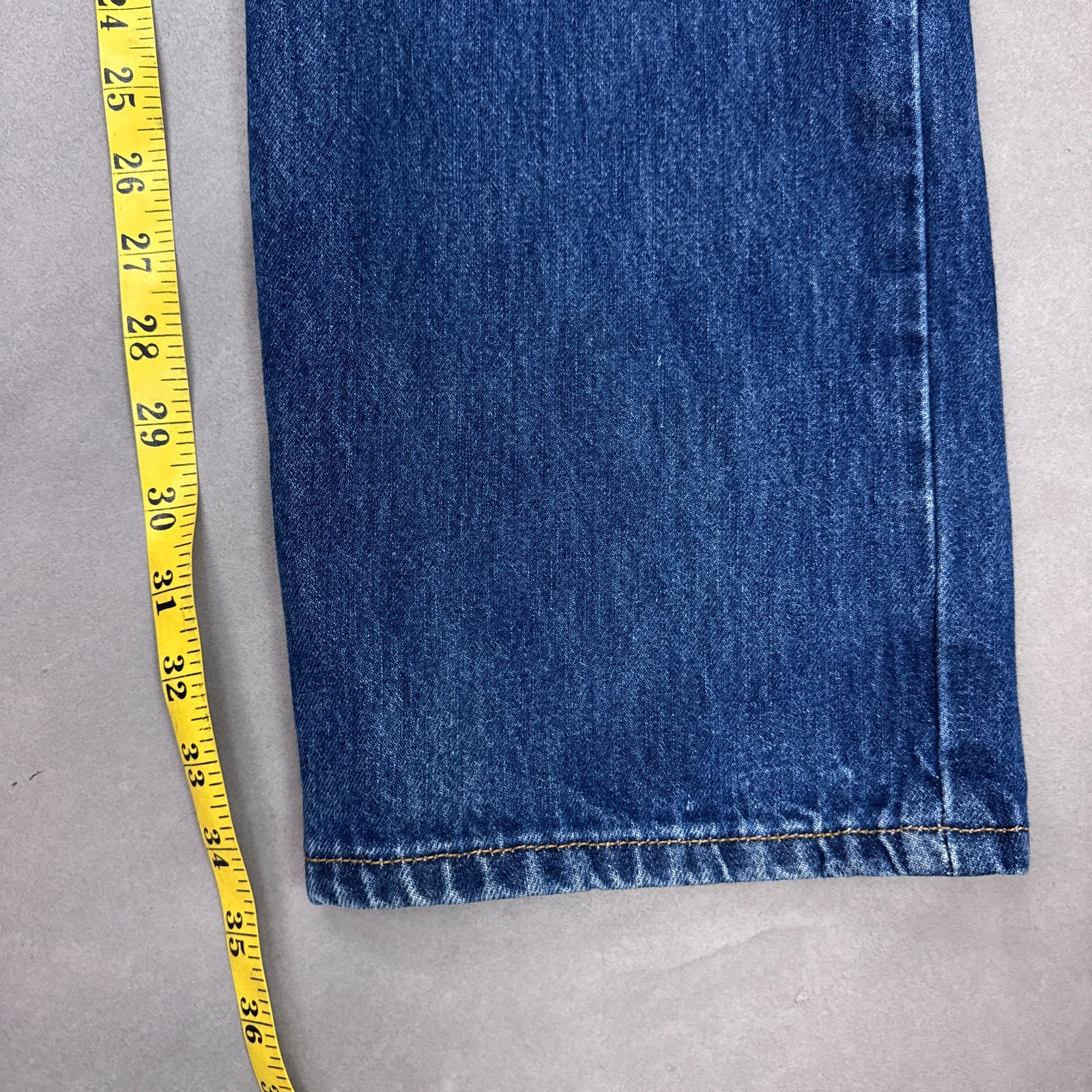 Levis 501 Jeans Mens 32×34 Blue Button Fly Denim Pants Thrashed Faded (Tag34x36)