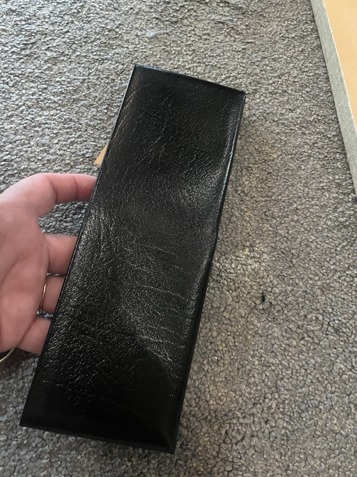 Vintage PRINCE GARDNER Black Leather Bi-Fold Wallet – Never Used In Original Box