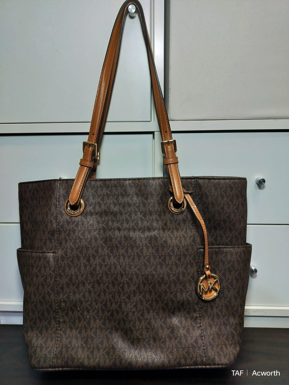Michael Kors Brown Monogram Tote Shoulder Bag Zip Closure Gold Hardware