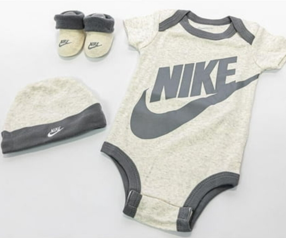 NIKE Air Baby 3 Pc Box Set Bodysuit Beanie Booties 0-6 Month Colors Choices NEW