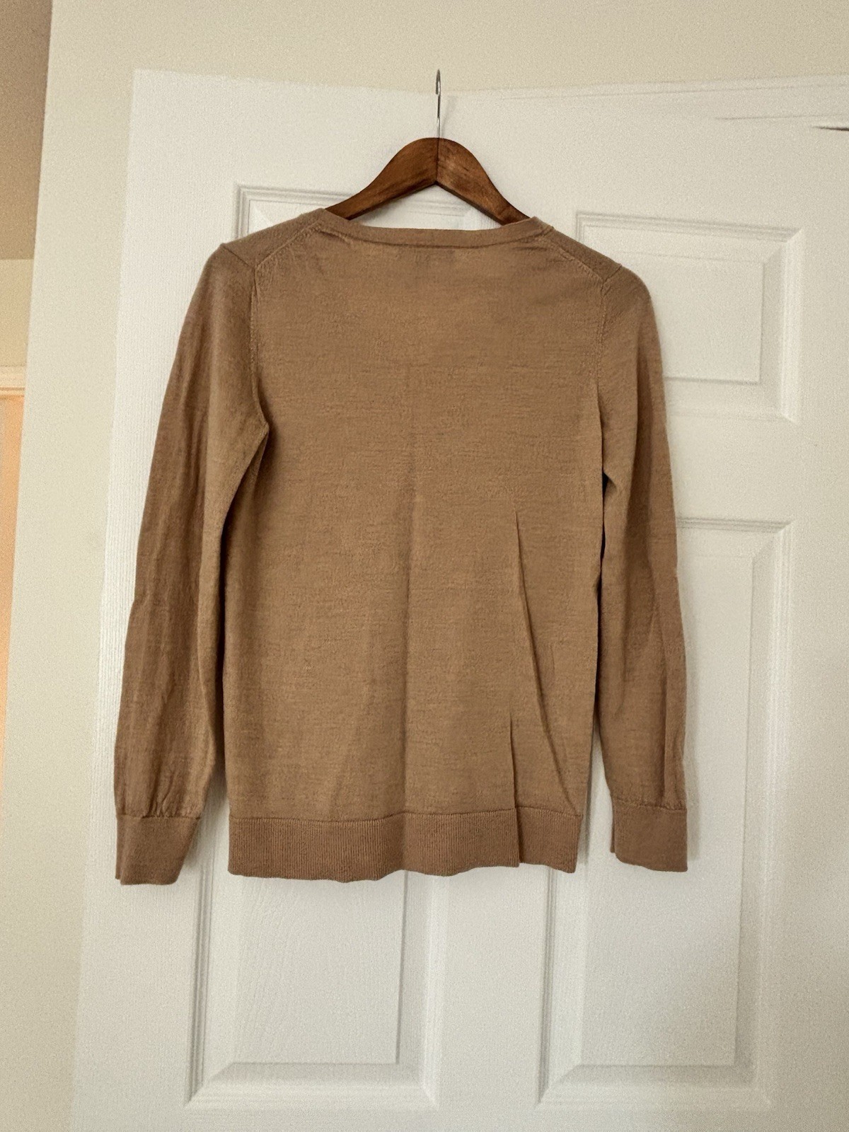 banana republic 100 merino wool sweater women Size M Preppy Academia Minimalist