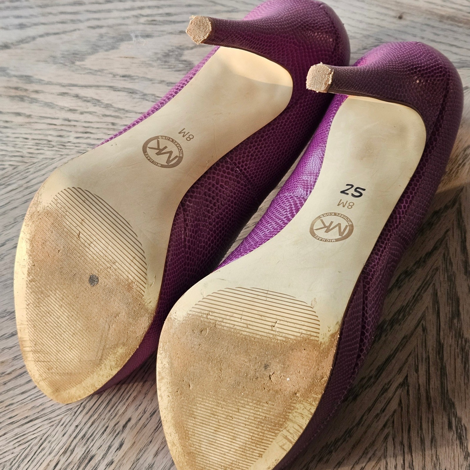 Michael Kors Peep Toe Platform Pumps Womens 8M Purple Lizard Embossed Heels