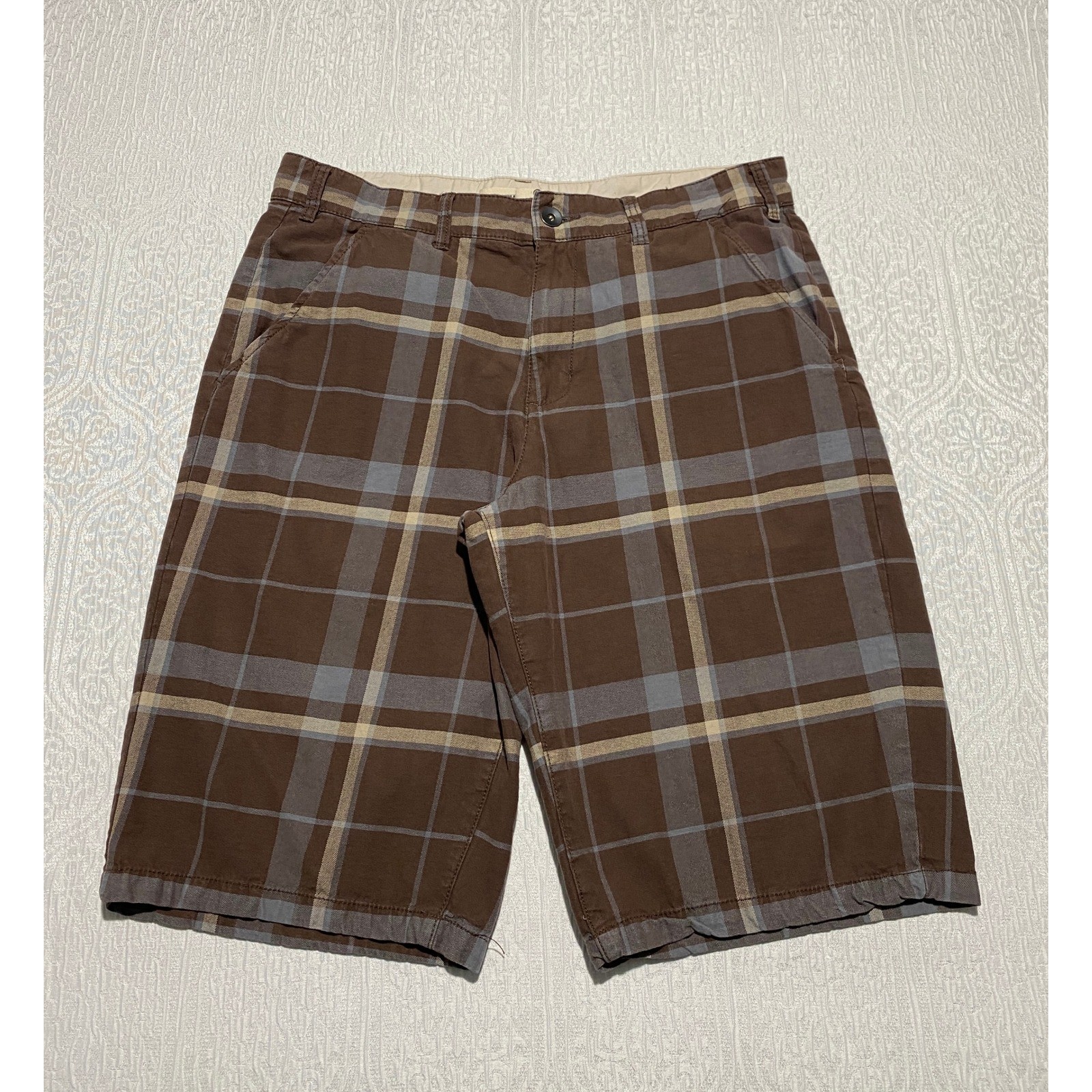 UTILITH Mens Plaid Shorts Size 38 Brown Blue Tan Casual Flat Front