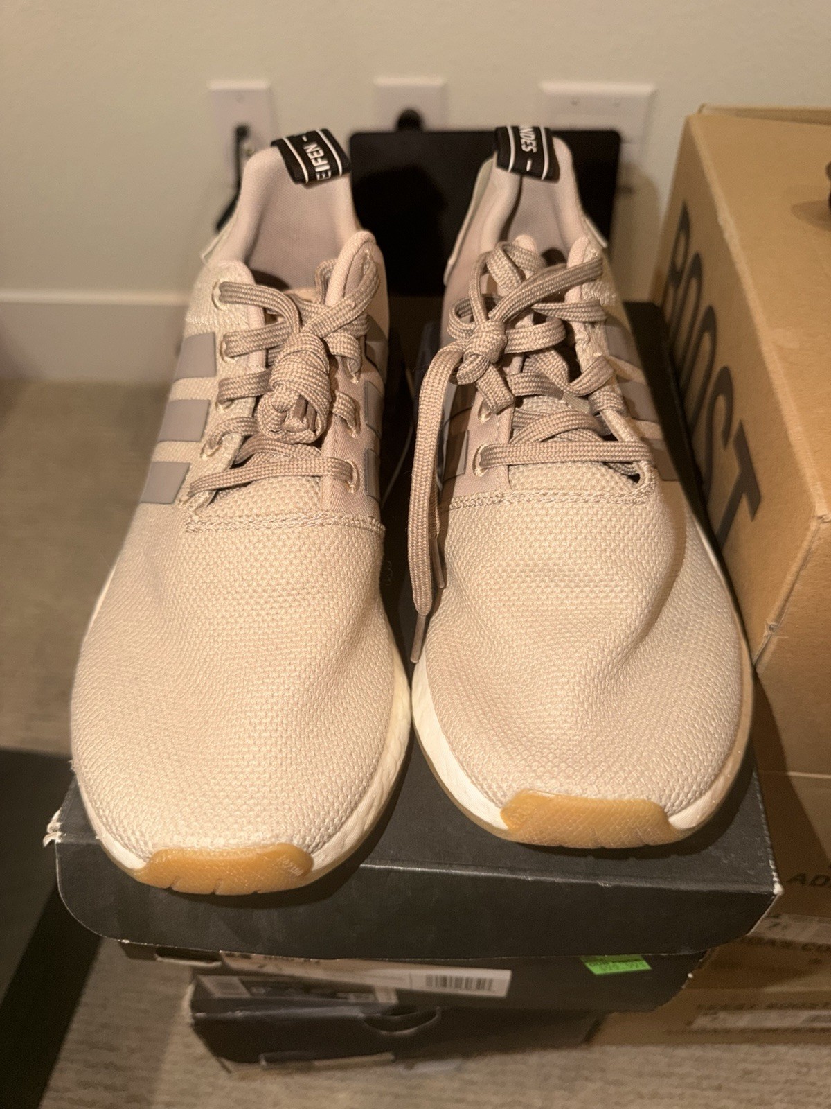 adidas NMD_R2 Trace Khaki Size 7.5