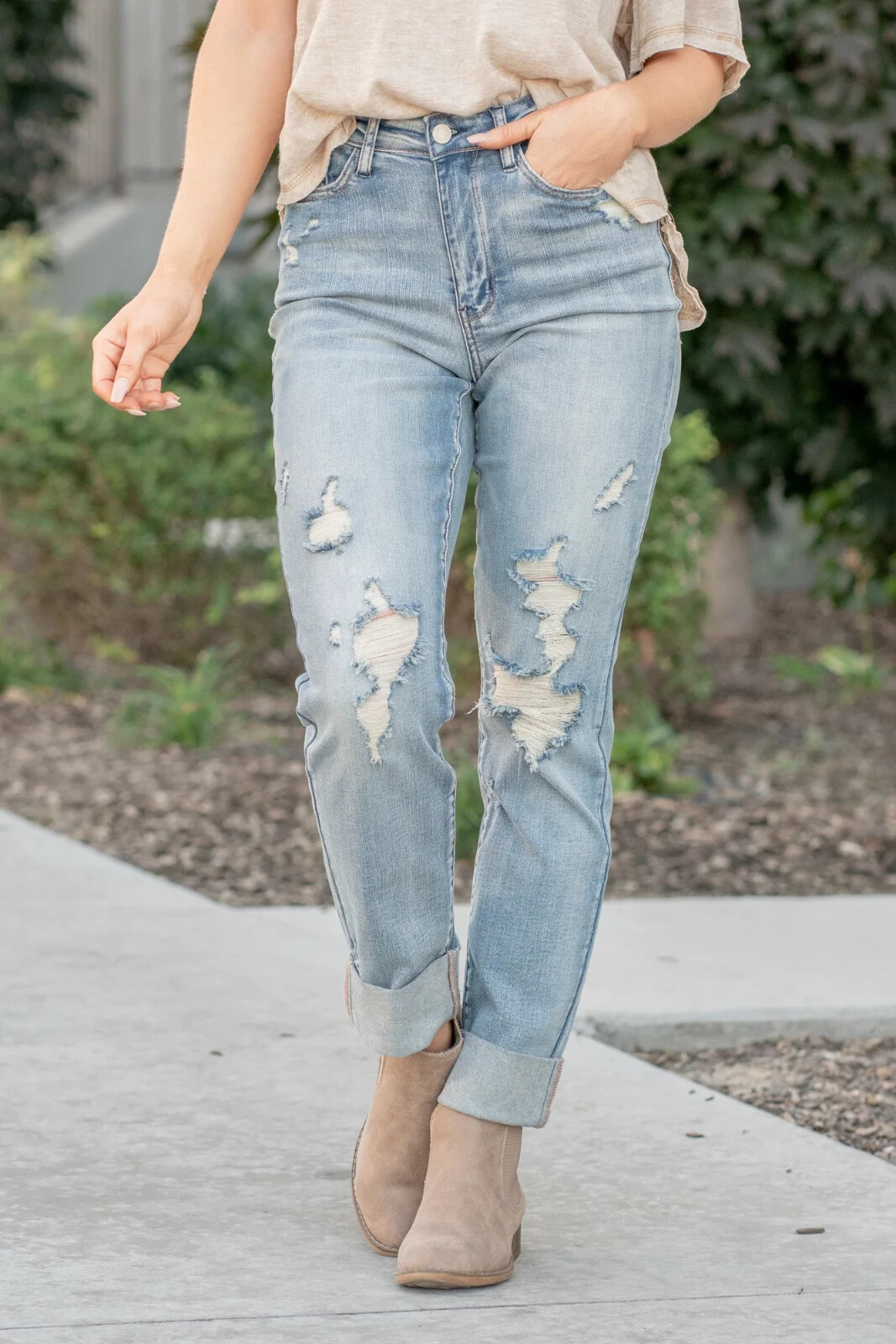 Judy Blue NWT 9-20W Hi Waist Double Cuff Fray Hem Distress Boyfriend Jean 88440