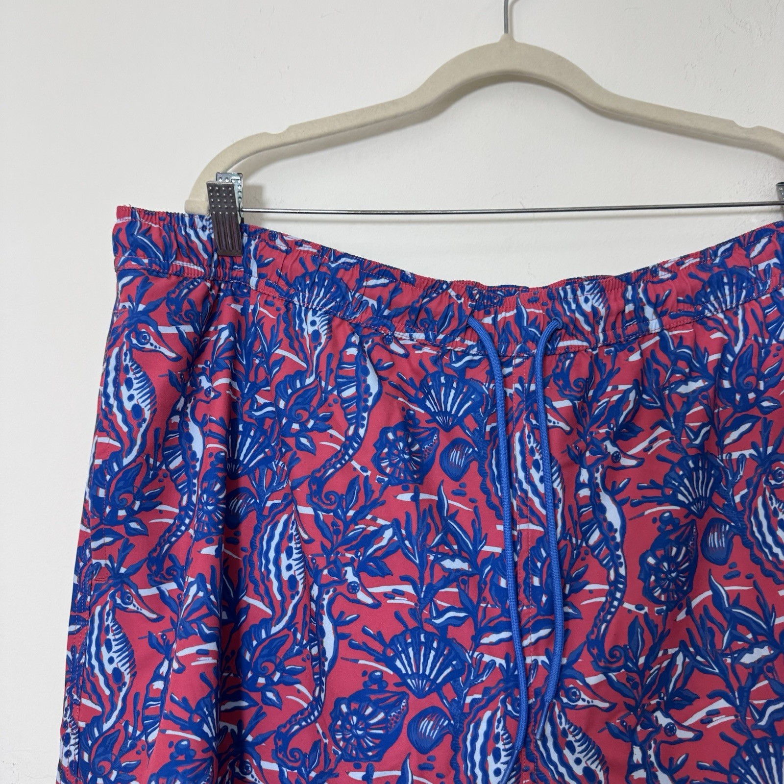 Vineyard Vines Men’s Swim Trunks Shorts Size XXL Pink Seahorse Print Drawstring