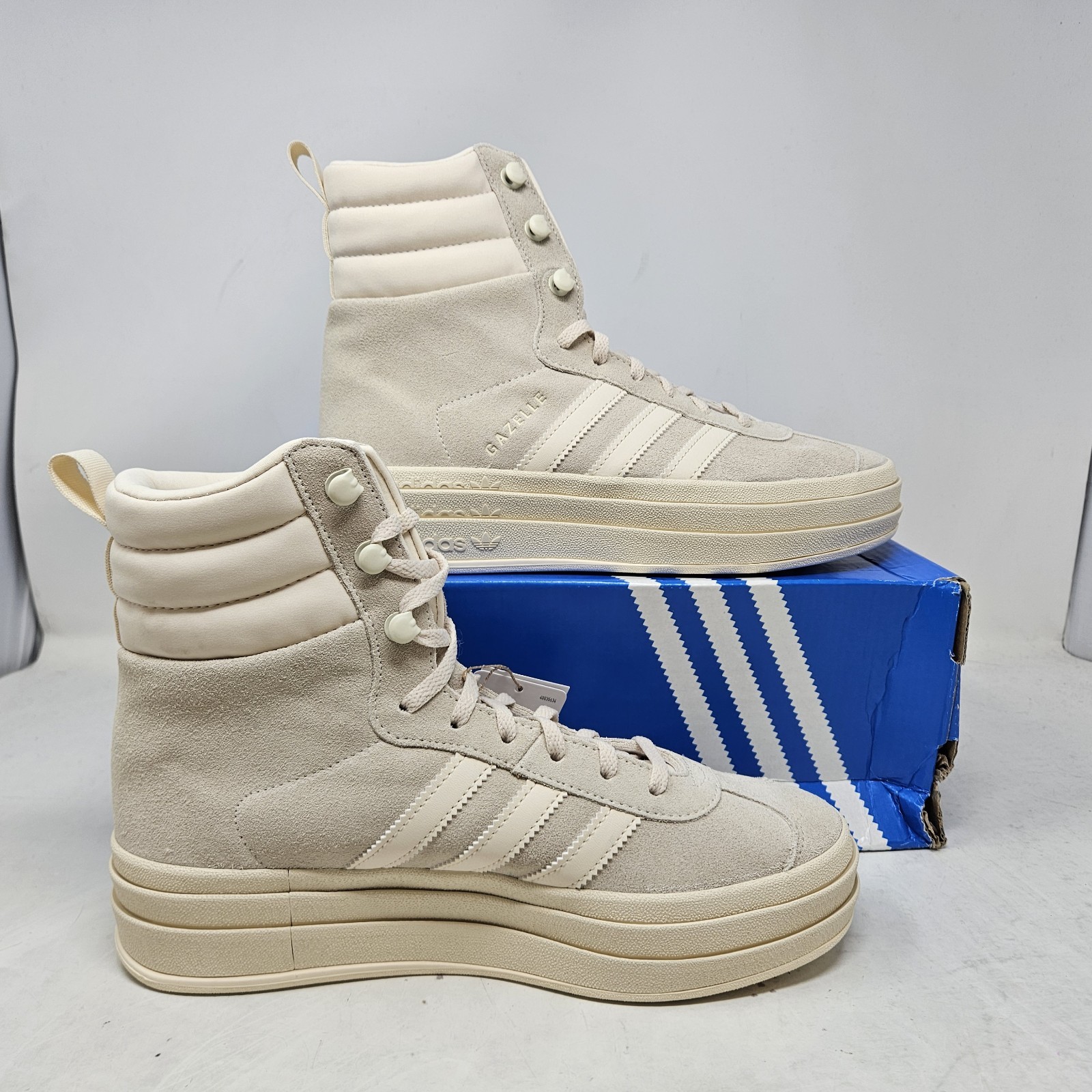 Adidas Wmns Gazelle Boot ‘Wonder White’ / ID6984 / Womens Size 8.5 – Damaged Box