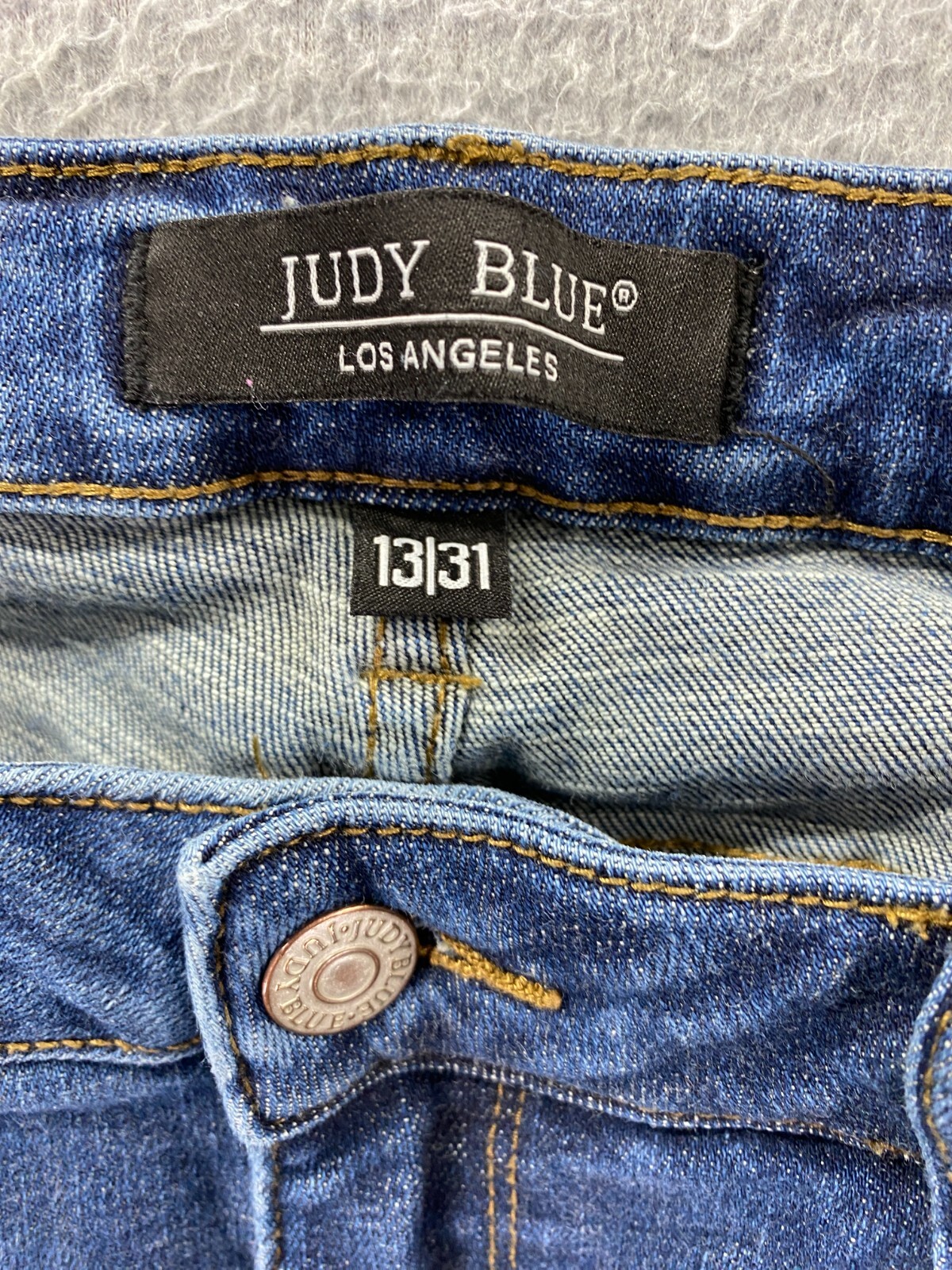 Judy Blue Womens Relaxed Fit Jeans Size 13/31 Distressed Neutral Casual Normcore